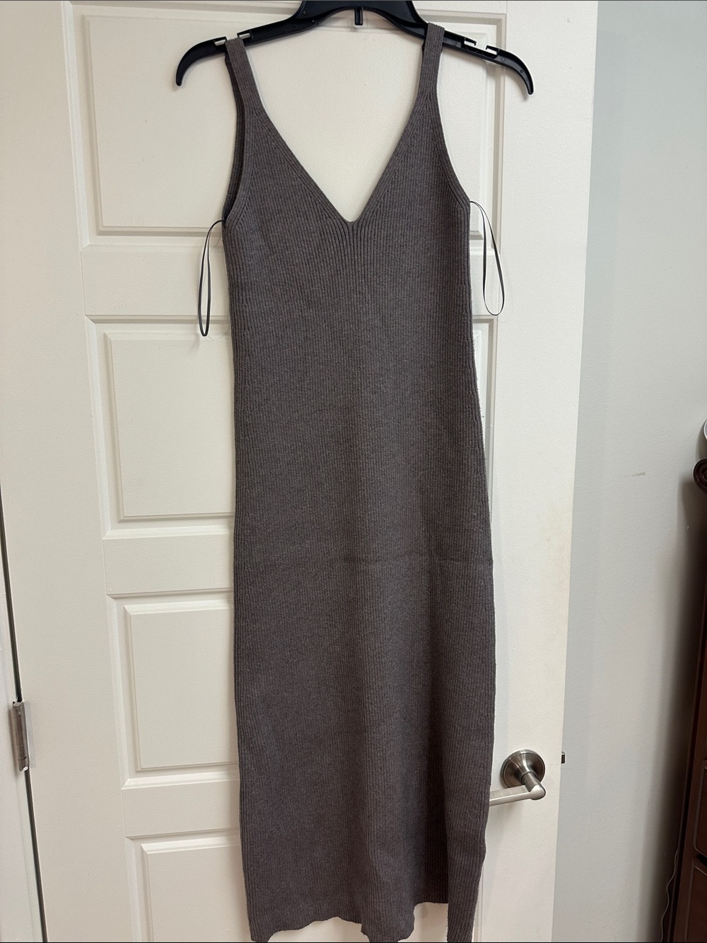 Zara Ribbed V-Neck Midi Dress - Charcoal